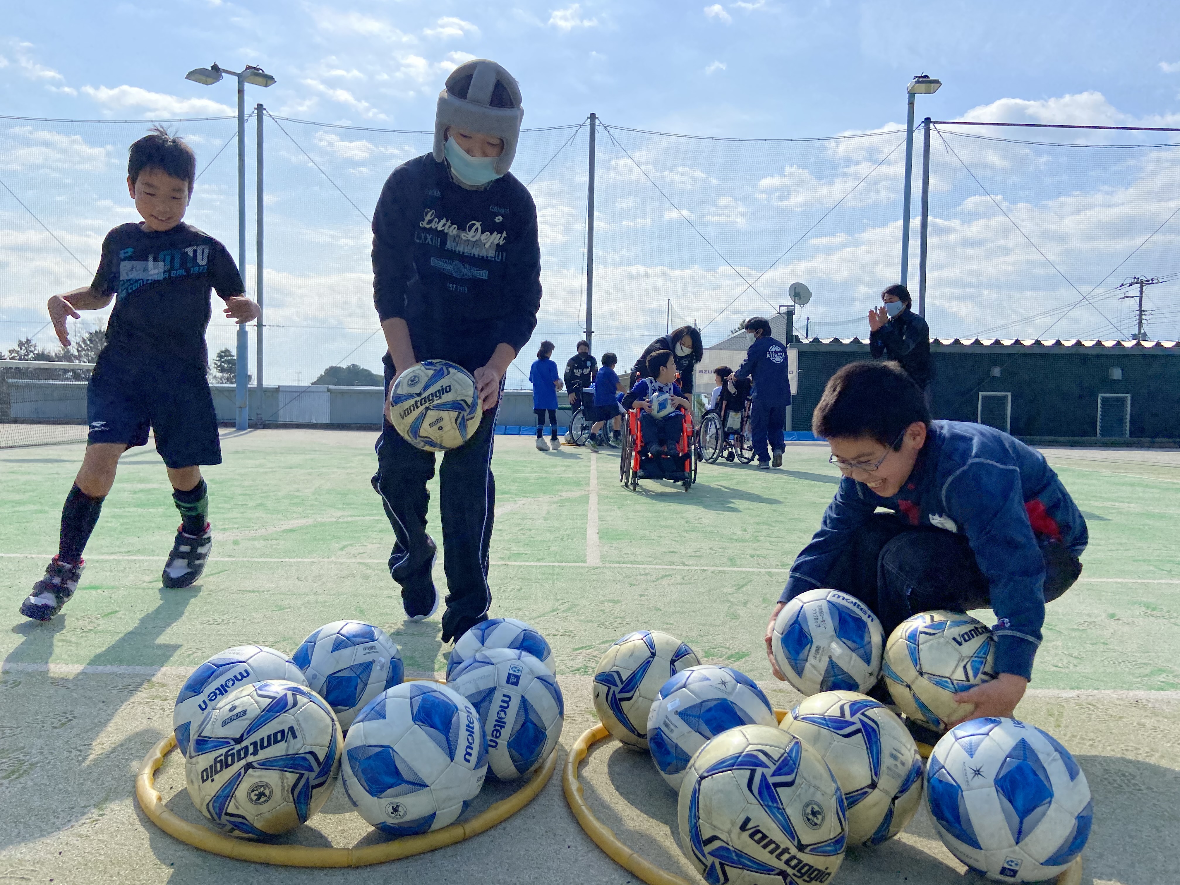 シャレン活動 第3回cpサッカースクールを開催しました アスルクラロ沼津 アスルクラロスルガ株式会社 シャレン活動 第3回cpサッカースクールを開催しました アスルクラロ沼津 アスルクラロスルガ株式会社